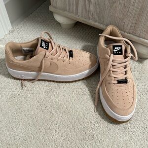 Nike Airforce 1 sage low sneaker